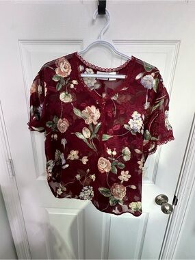 Women's Burgundy Floral Lace-Trim V-Neck Blouse